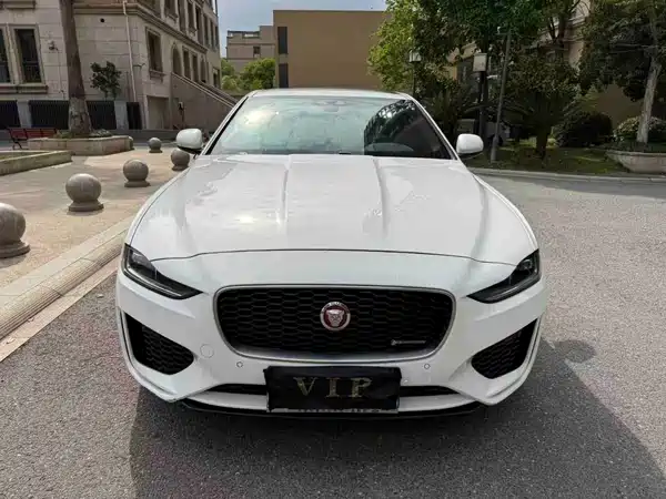 Jaguar XEL 2020