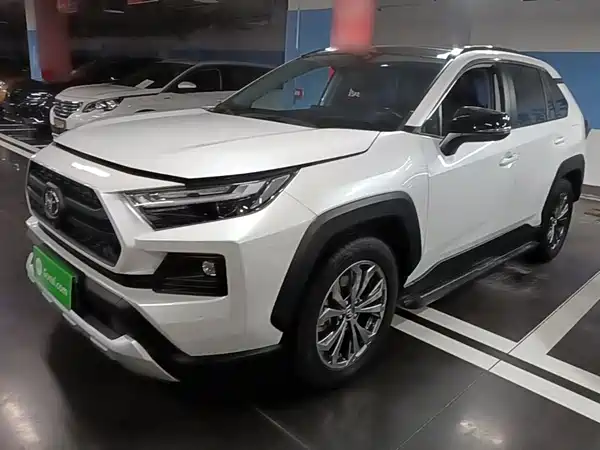 Toyota RAV4 2024