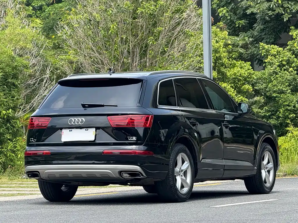 Audi Q7 2017 — фото 4
