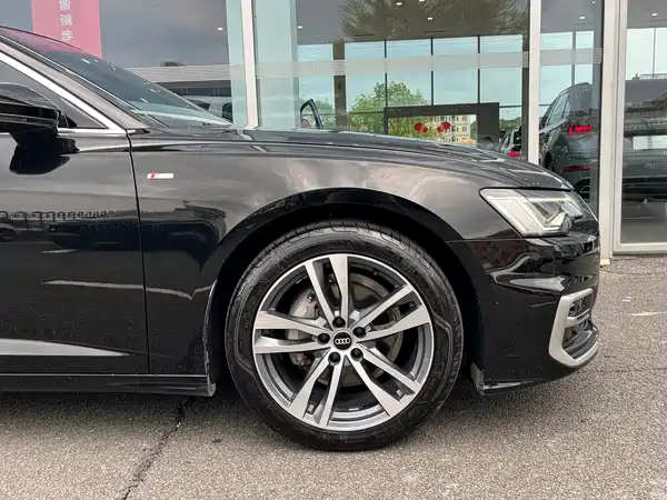 Audi A6L 2023