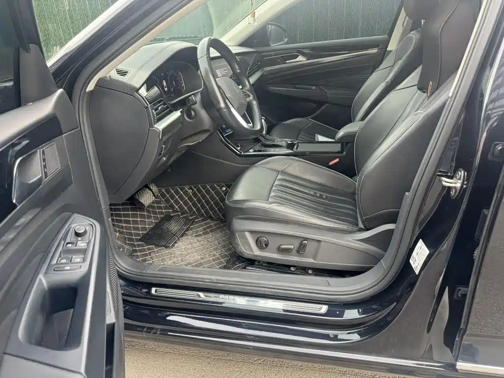 Volkswagen Passat 2022