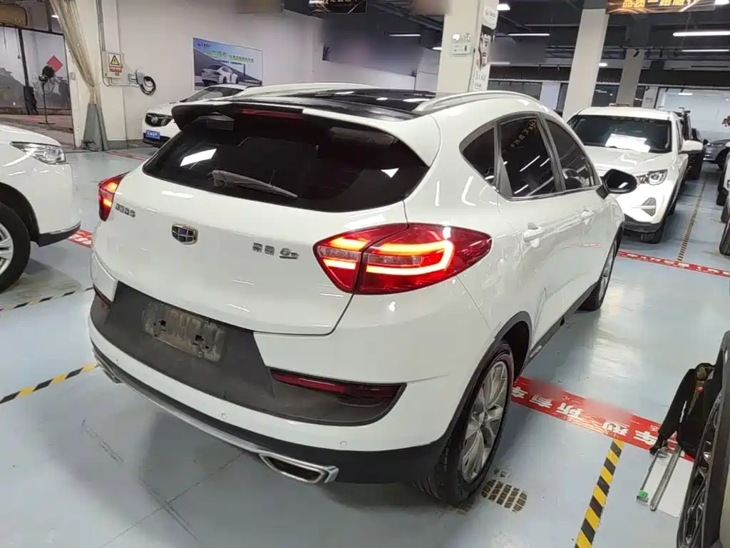 Geely Emgrand GS 2018 — фото 7