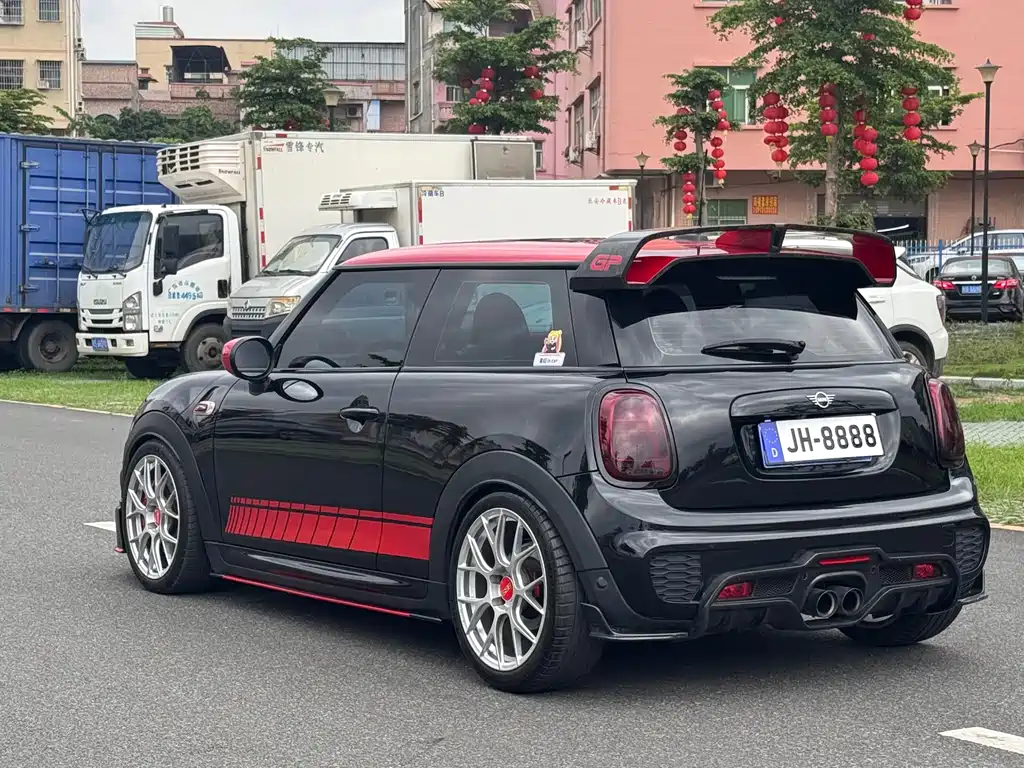 MINI JCW 2020 — фото 13