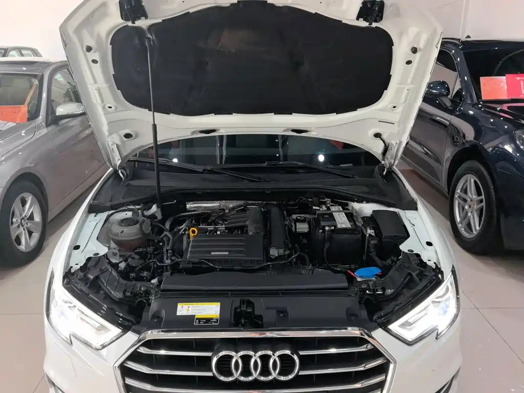 Audi A3 2021 — фото 17
