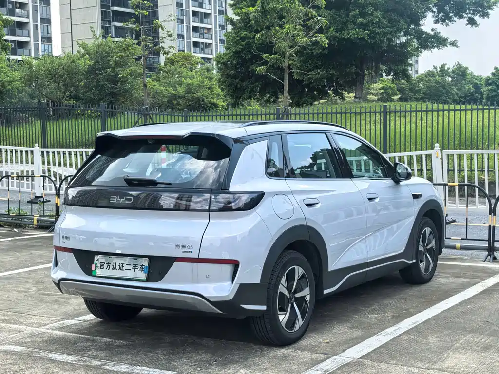 BYD Sealion 05 EV 2025 — фото 17