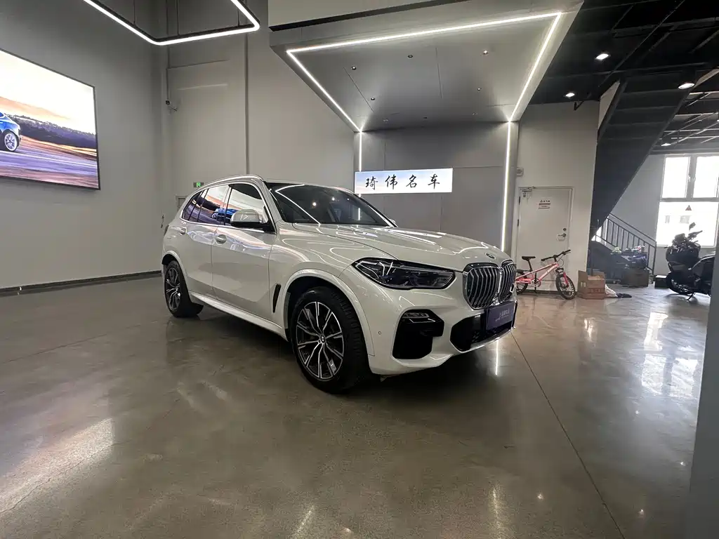 BMW X5 2019 — фото 9