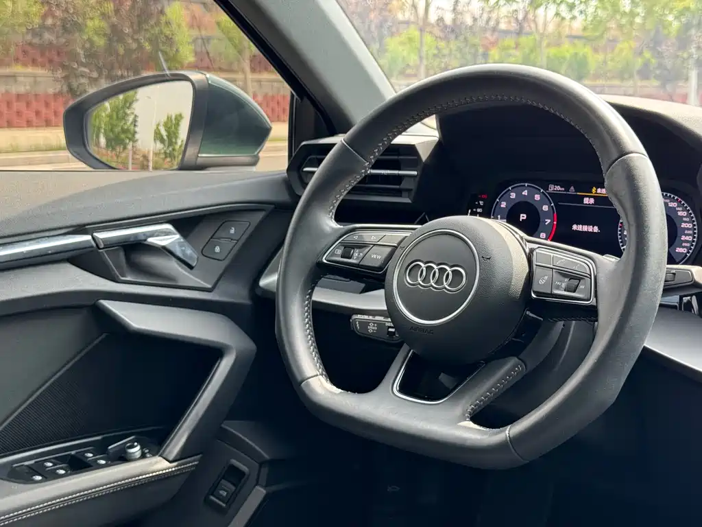 Audi A3 2022 — фото 17