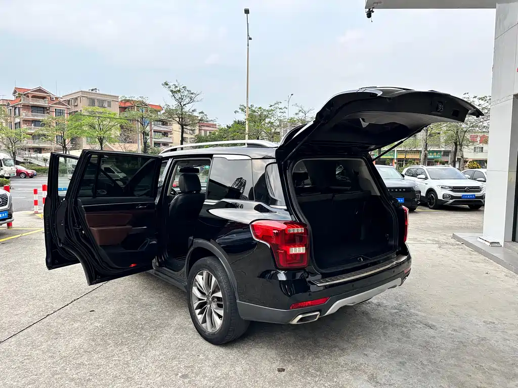 GAC Motor Trumpchi GS8 2017 — фото 23