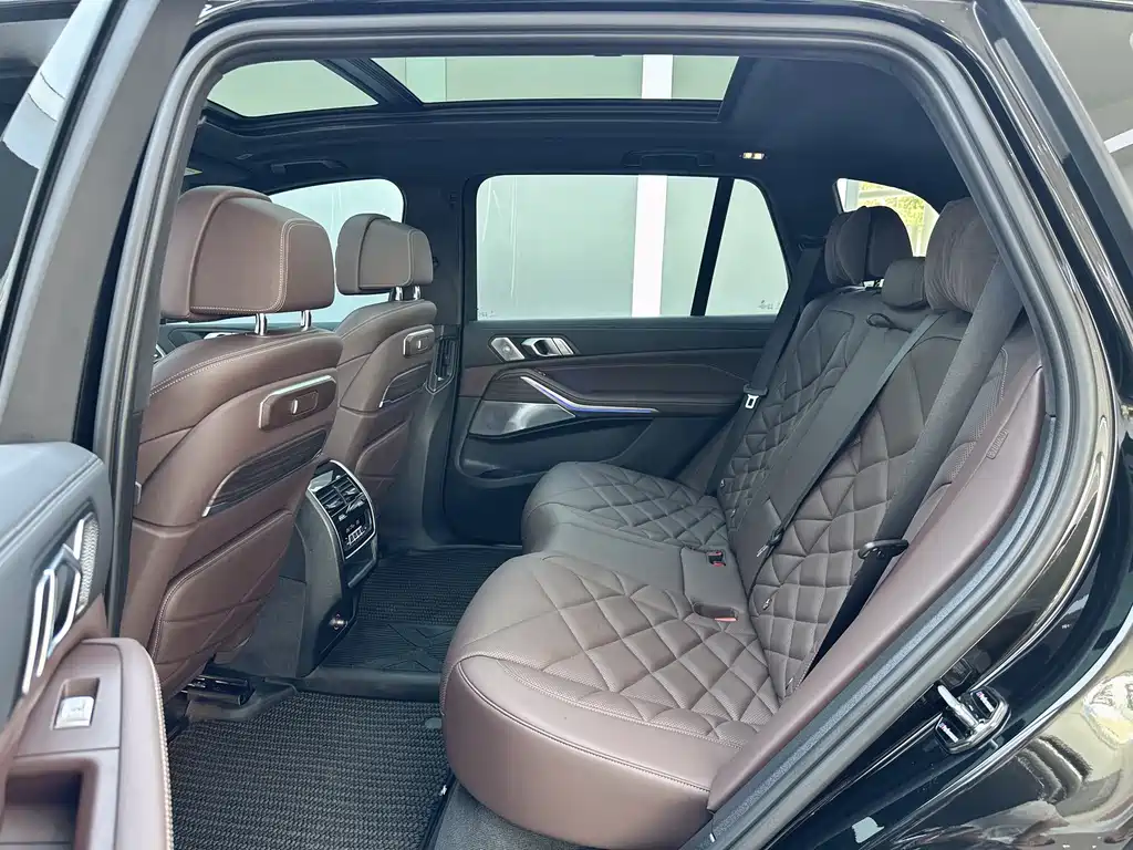 BMW X5 2025 — фото 15