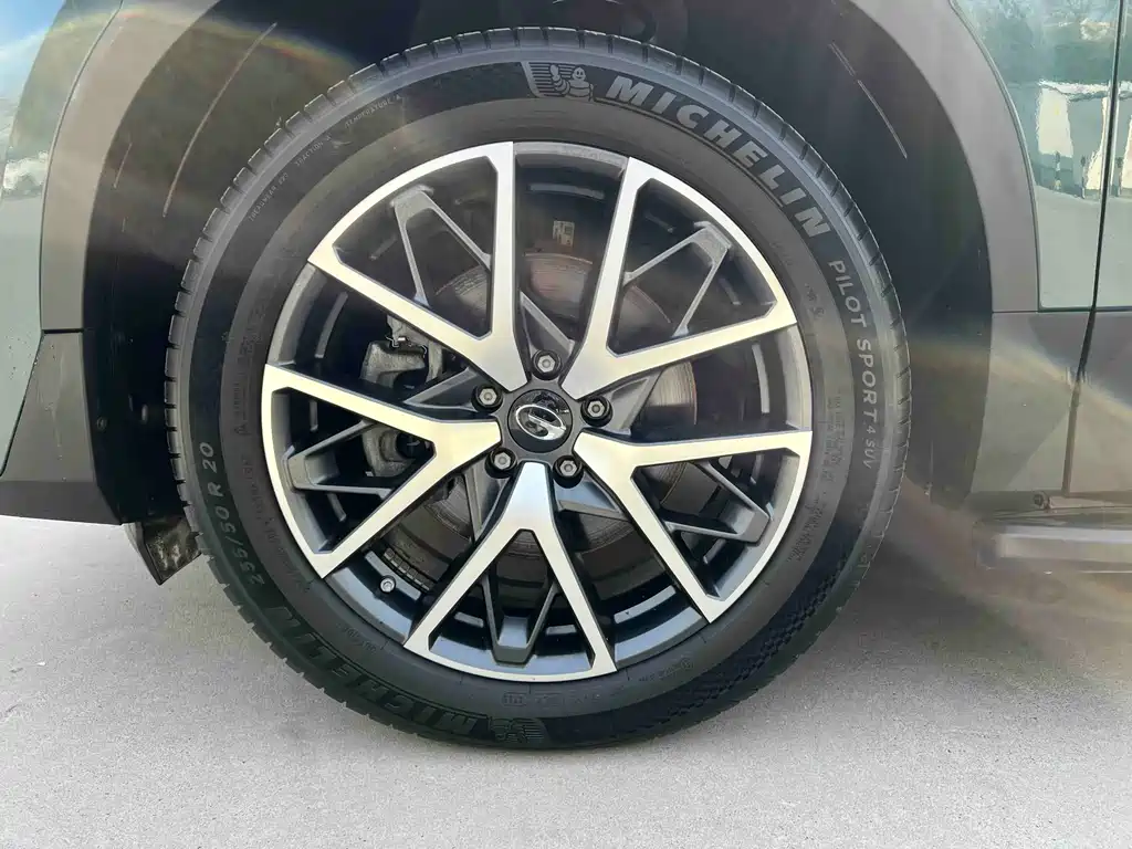 GAC Motor Trumpchi GS8 2022 — фото 16