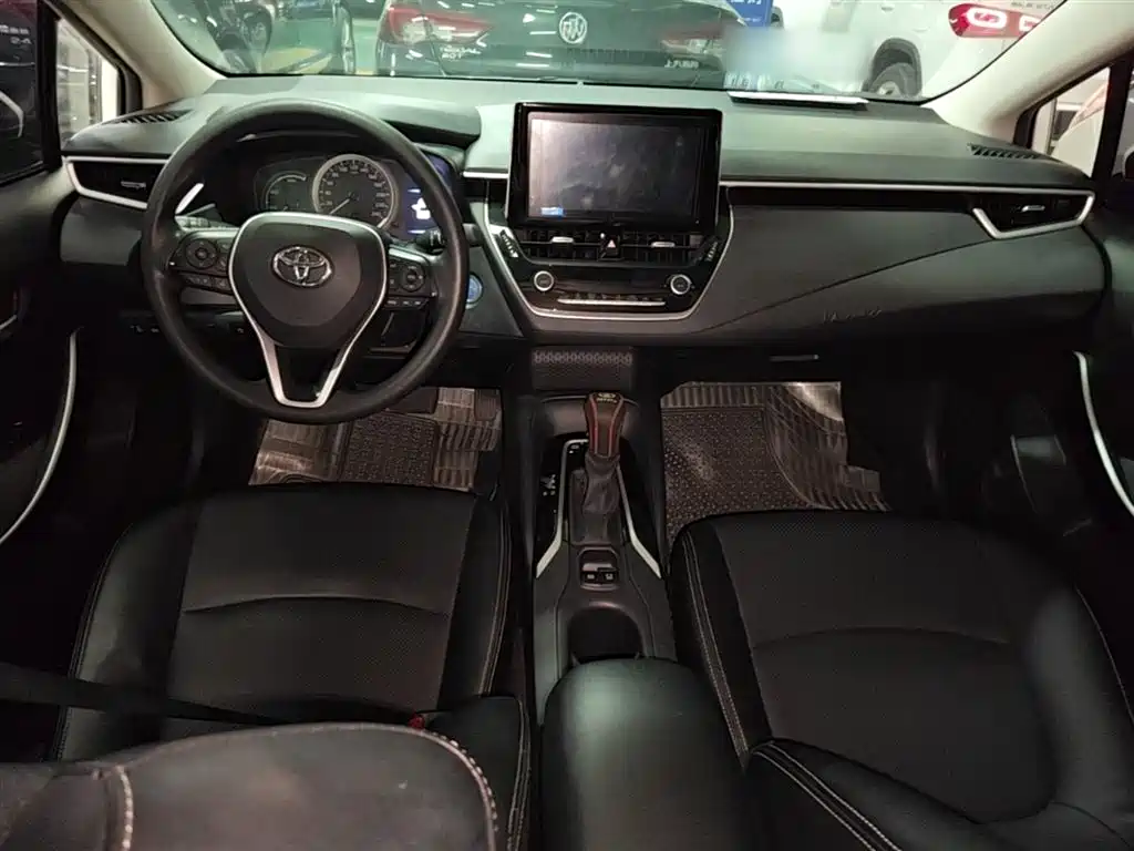 Toyota Corolla 2022 — фото 10