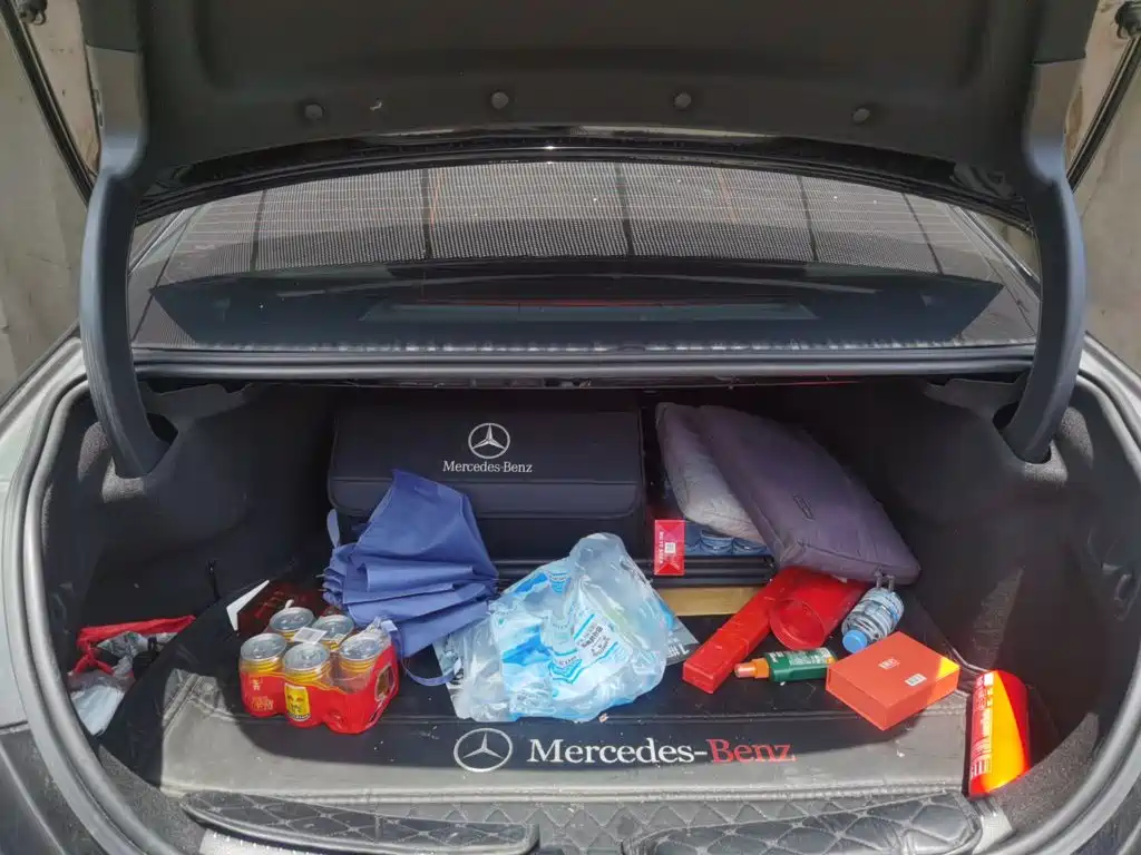 Mercedes-Benz C-Class 2023 — фото 10