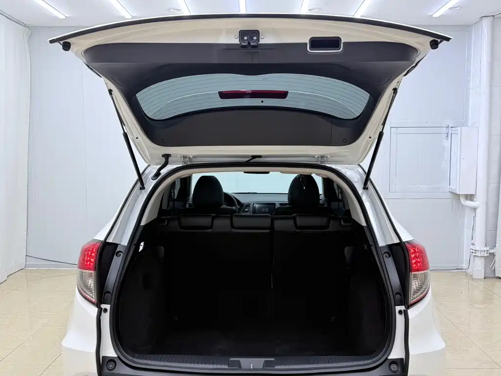 Honda Vezel 2022 — фото 20