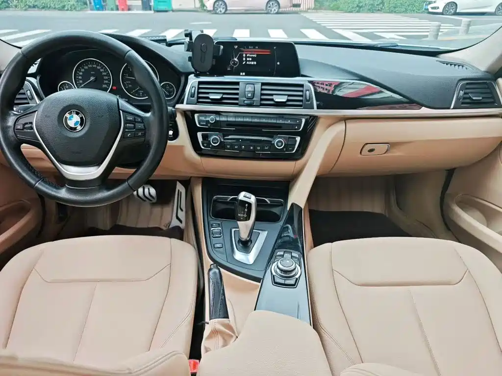 BMW 3 Series 2016