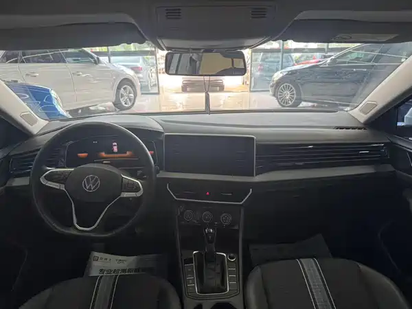 Volkswagen Sagitar 2024