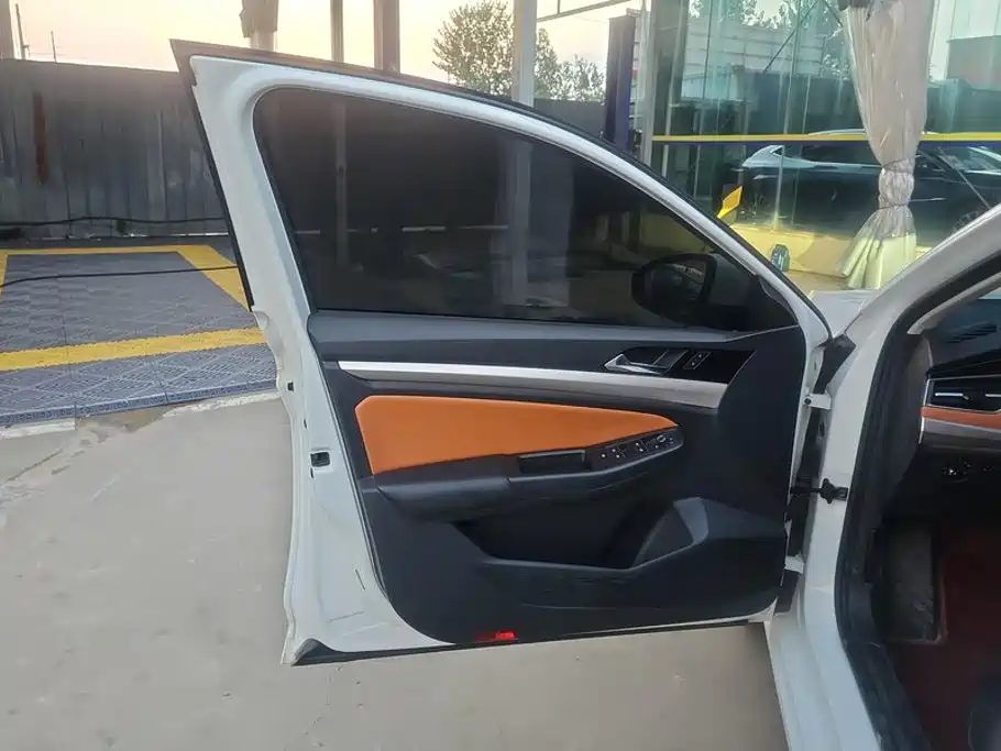 Volkswagen Bora 2023