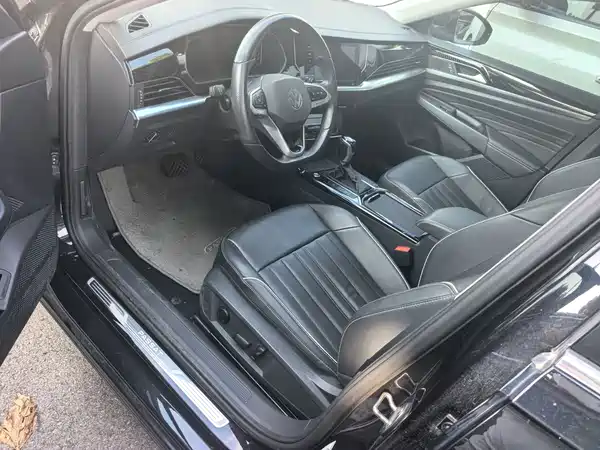 Volkswagen Passat 2021