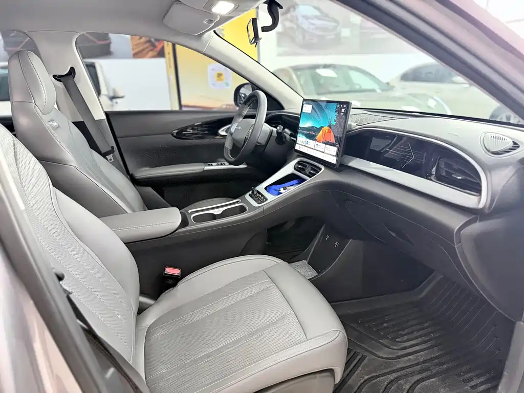 Geely Galaxy Starwish 2025 — фото 12