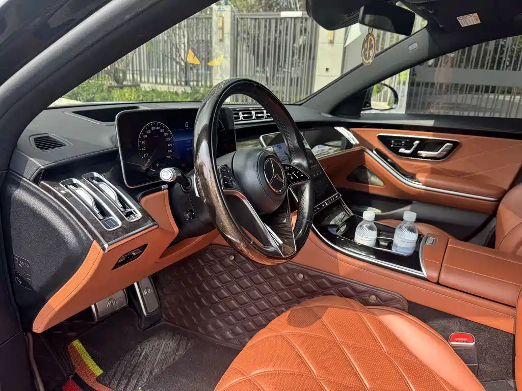 Mercedes-Benz Maybach S-Class 2022 — фото 14