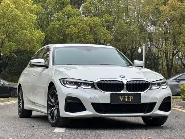 BMW 3 Series 2021