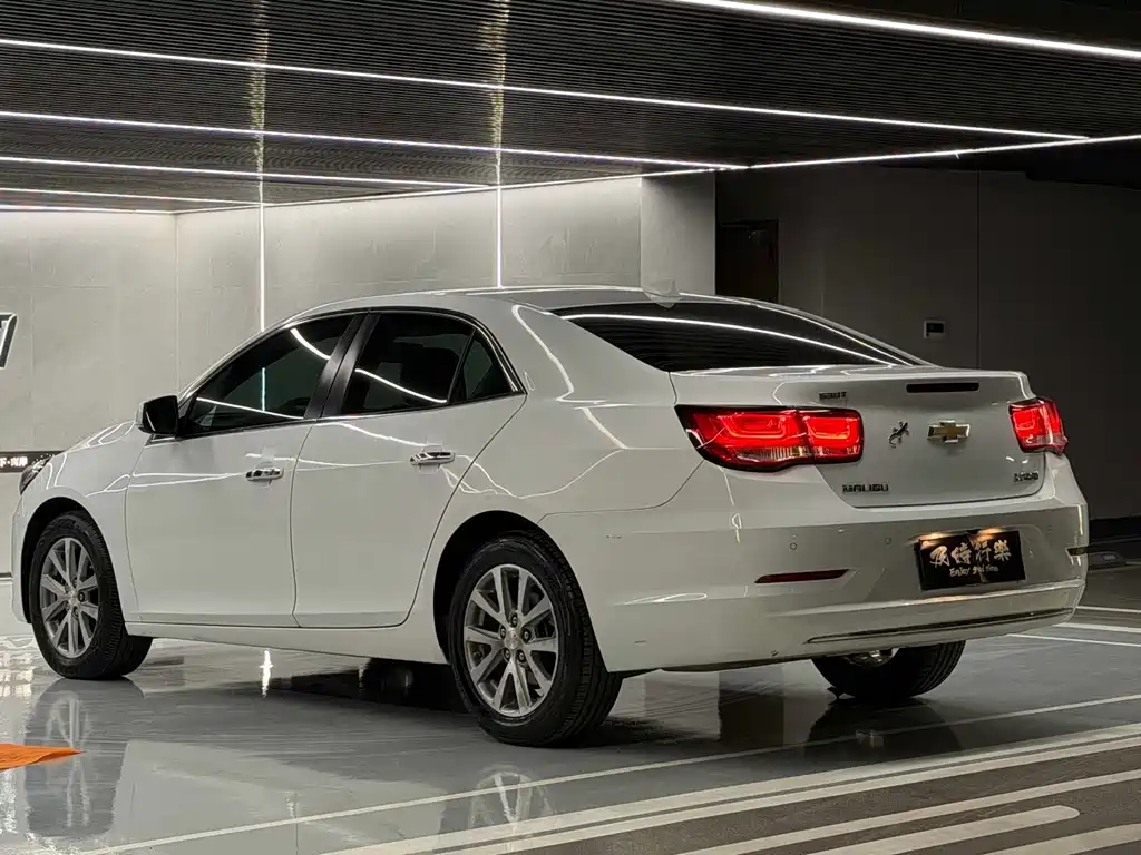 Chevrolet Malibu 2018 — фото 7