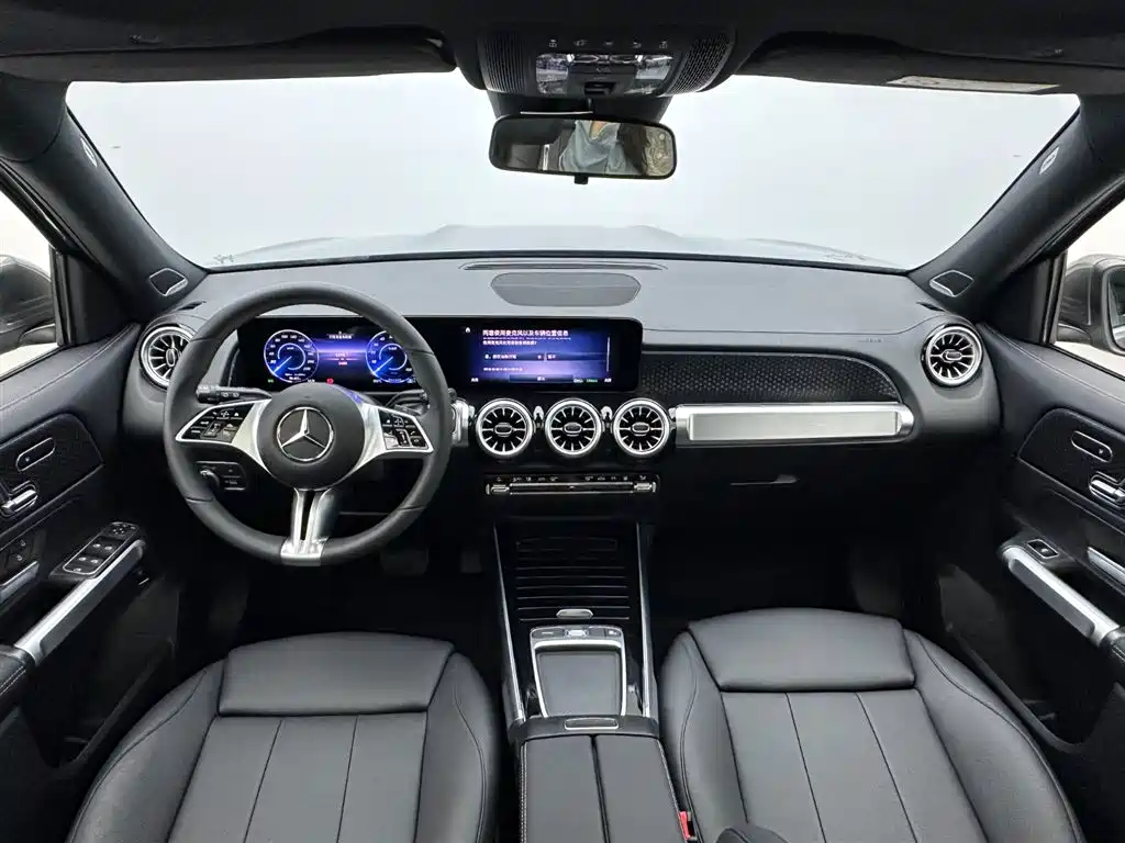 Mercedes-Benz EQB 2025 — фото 18