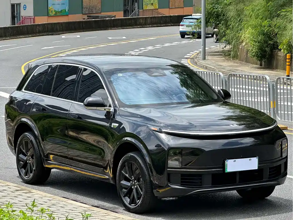 Li Auto Li L8 2023