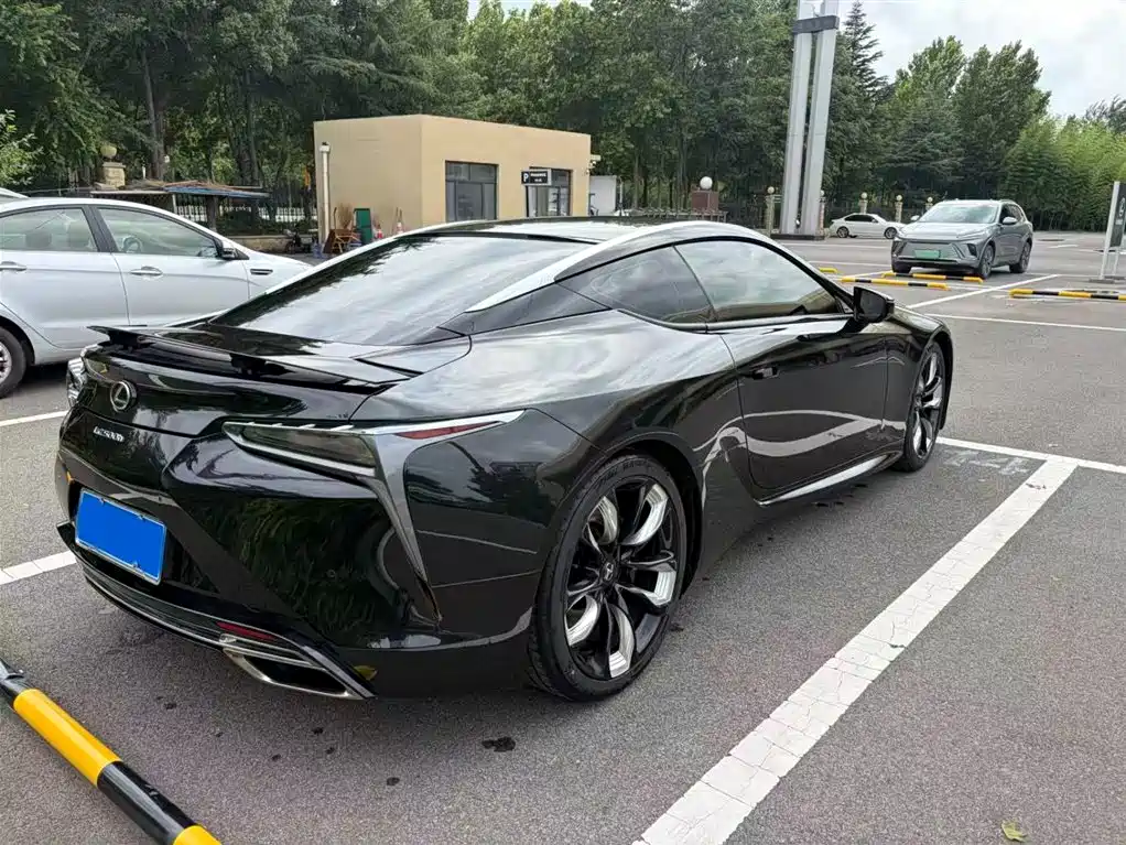 Lexus LC 2023