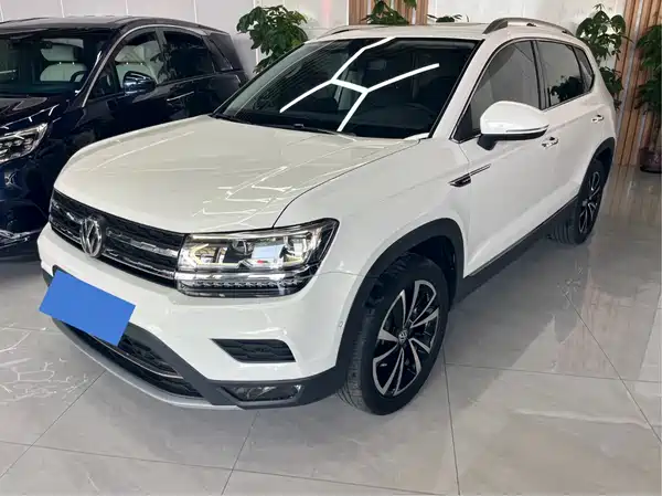 Volkswagen Tharu 2020