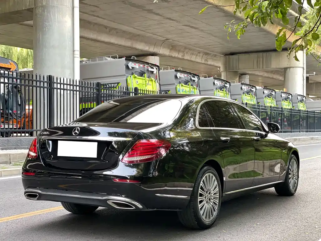 Mercedes-Benz E-Class 2020