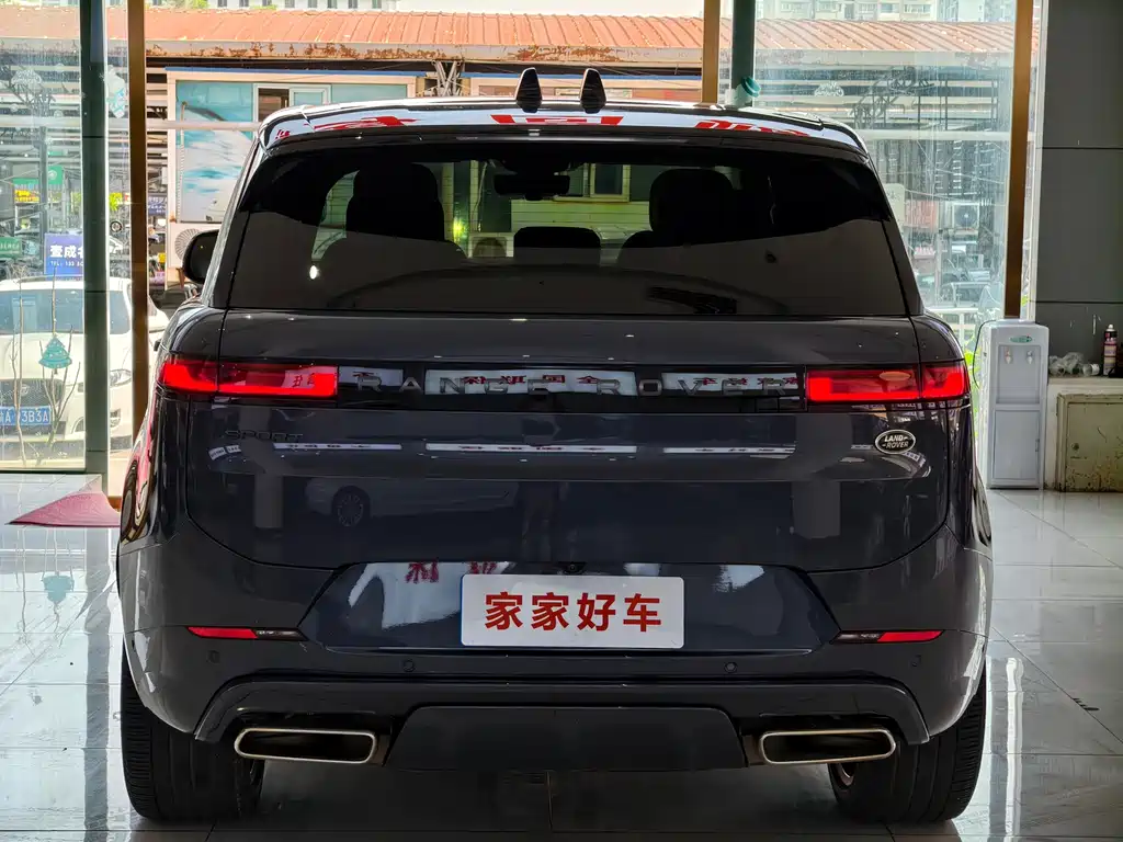 Land Rover Sport 2023 — фото 18