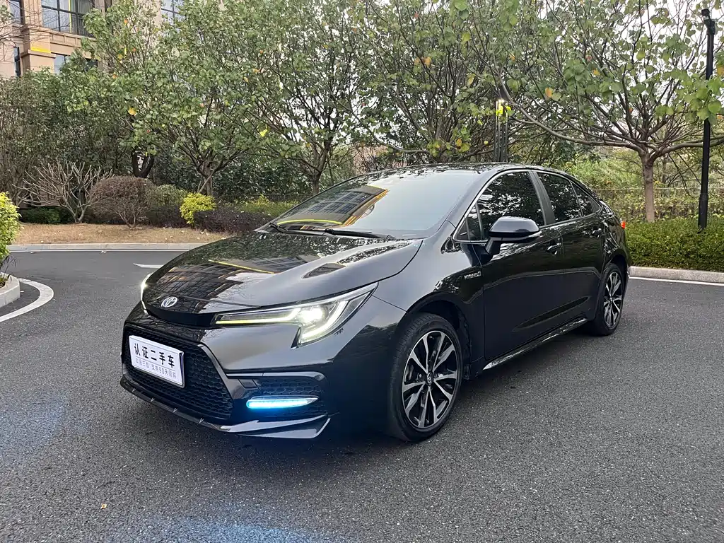 Toyota Levin 2022 — фото 1