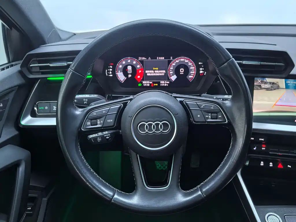 Audi A3 2023 — фото 10