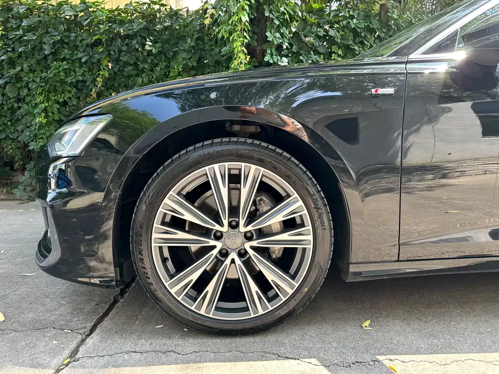 Audi A6L 2021