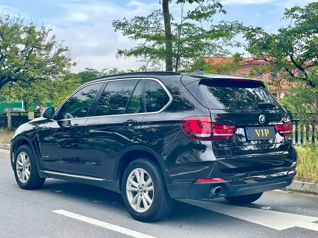 BMW X5 2016 — фото 9