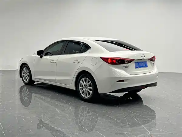 Mazda 3 Axela 2018