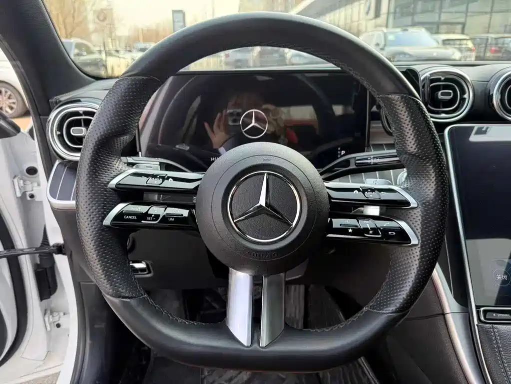Mercedes-Benz C-Class 2022 — фото 4
