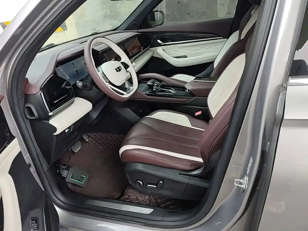 Geely Xingyue L 2024 — фото 15