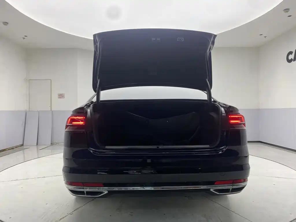 Volkswagen Phideon 2021 — фото 30