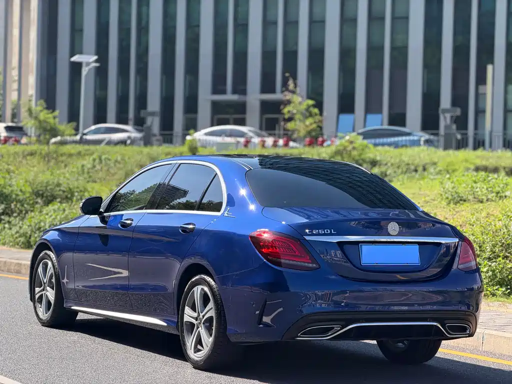 Mercedes-Benz C-Class 2020 — фото 14