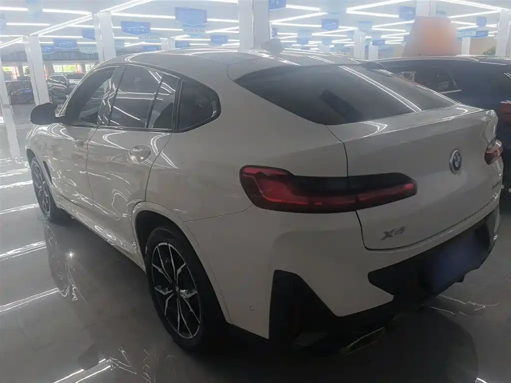 BMW X4 2022 — фото 5