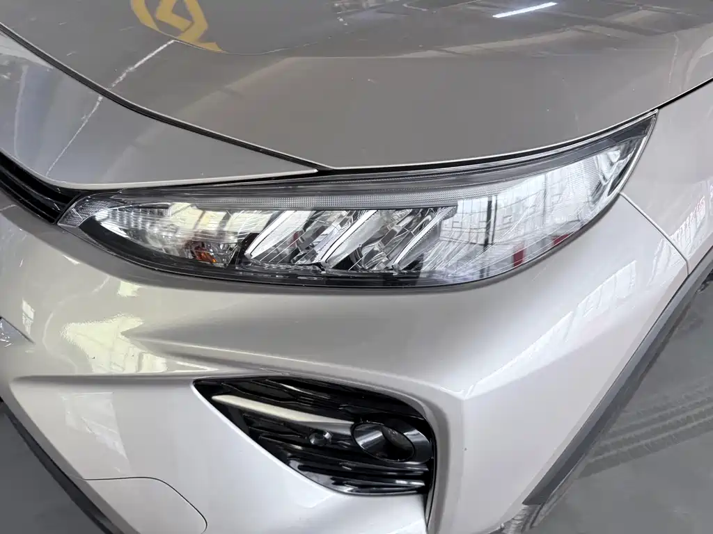 Toyota Wildlander 2021 — фото 4