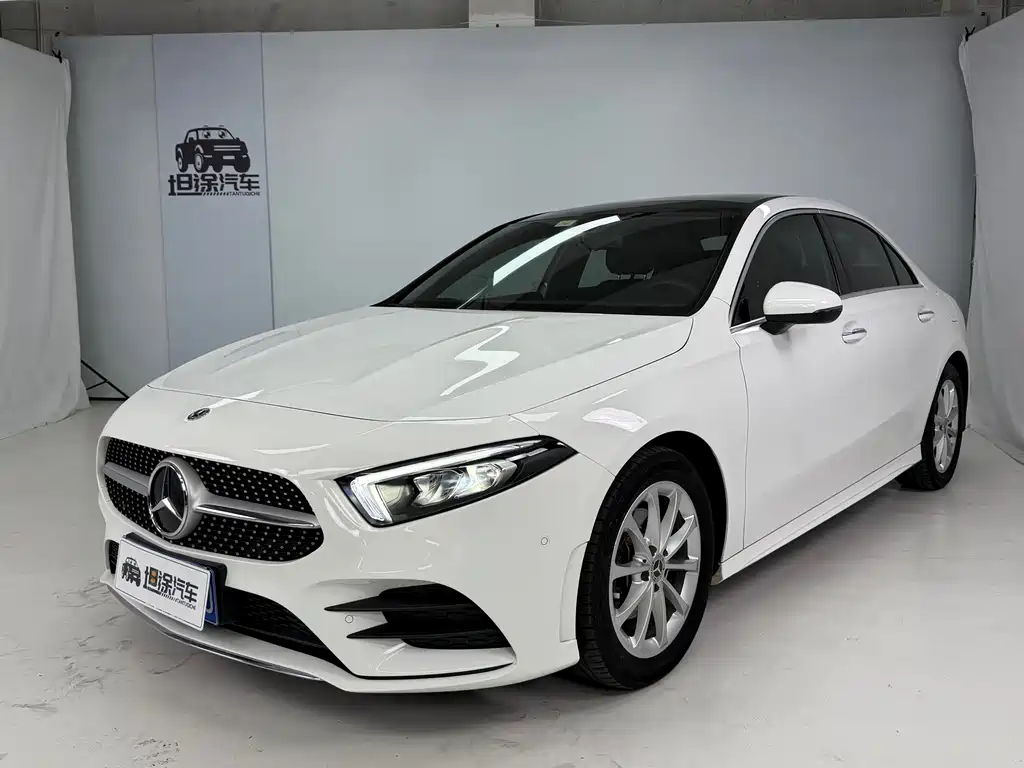 Mercedes-Benz A-Class 2020 — фото 1