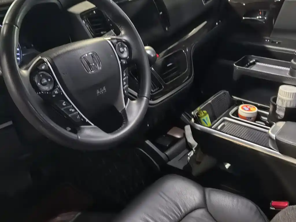 Honda Odyssey 2019 — фото 13