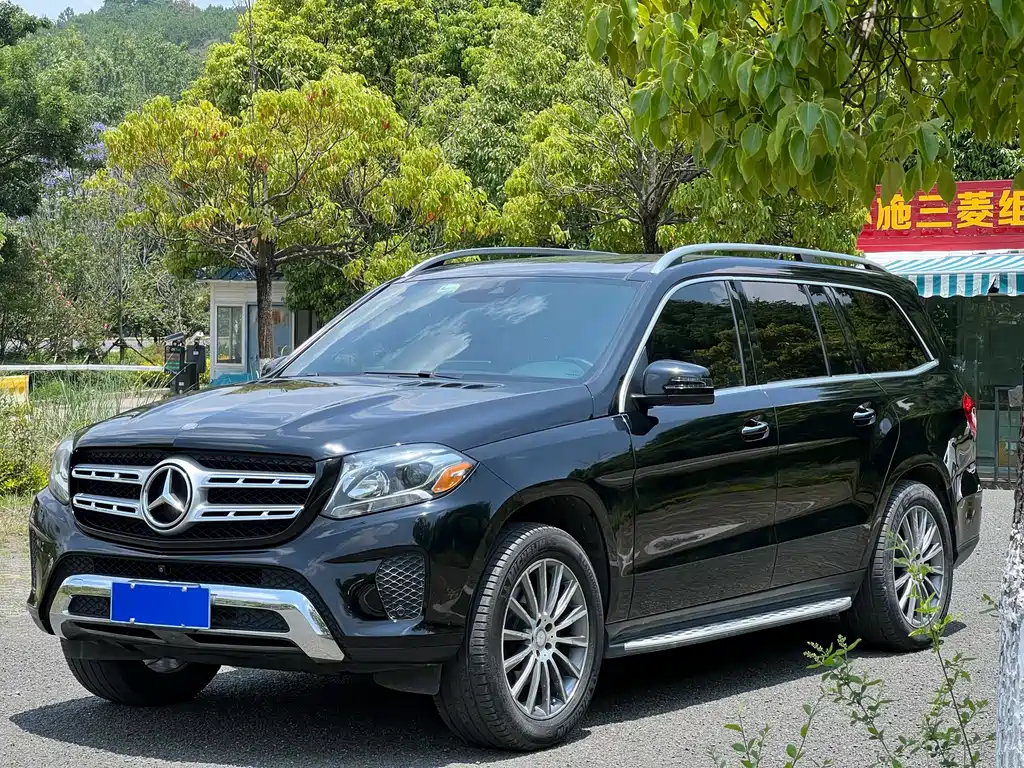 Mercedes-Benz GLS 2017 — фото 1