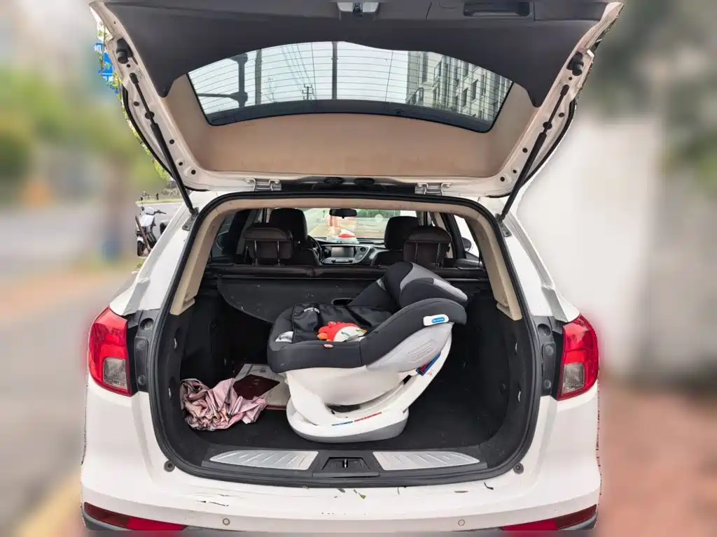 Buick Envision Plus 2016 — фото 10