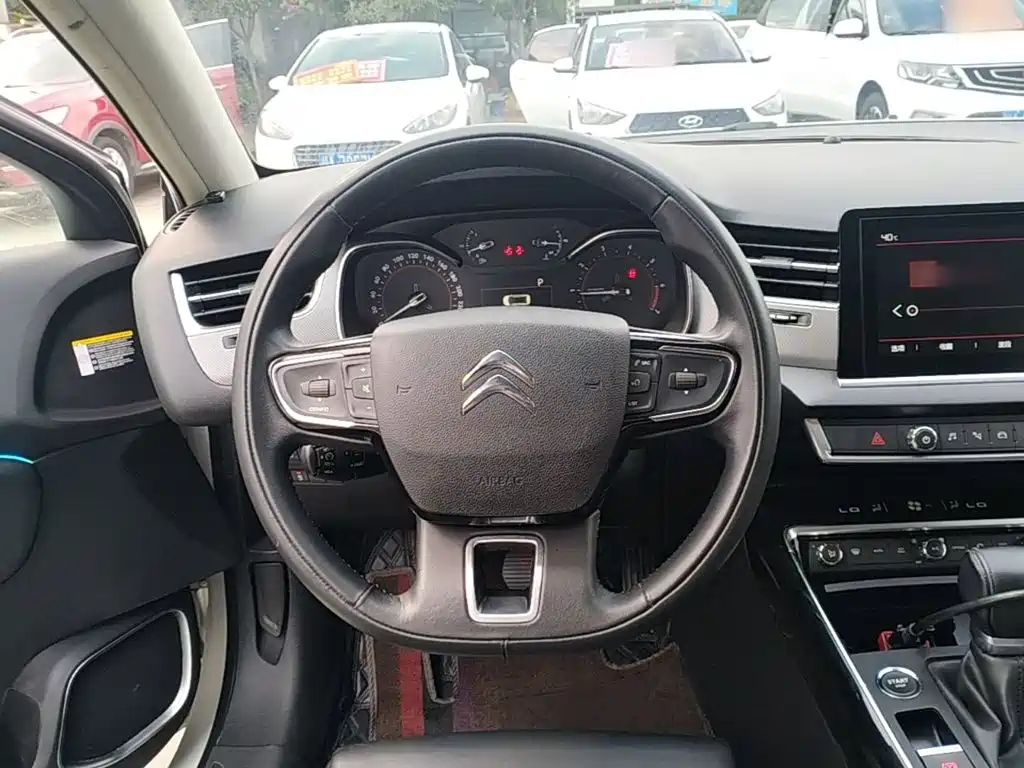 Citroën C5 2018 — фото 11