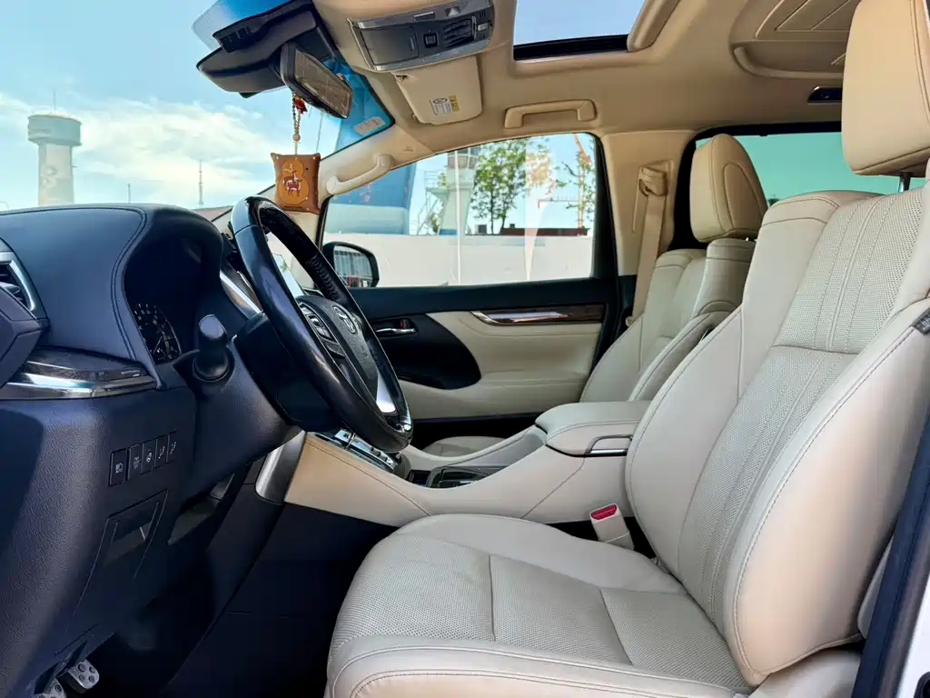 Toyota Alphard 2021 — фото 9