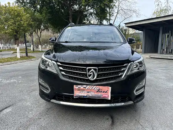 Baojun 560 2015