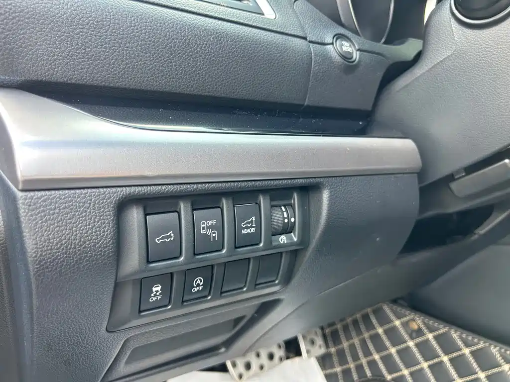 Subaru Outback 2016 — фото 15